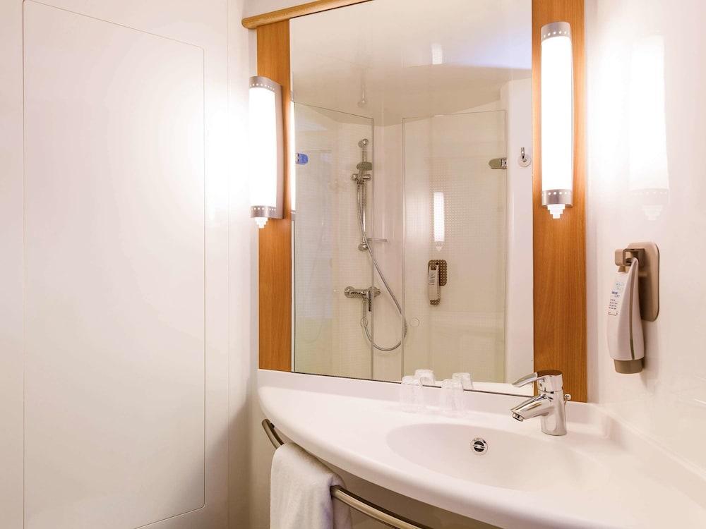 Hotel Ibis Creil Sur Oise Villers-Saint-Paul Exterior foto
